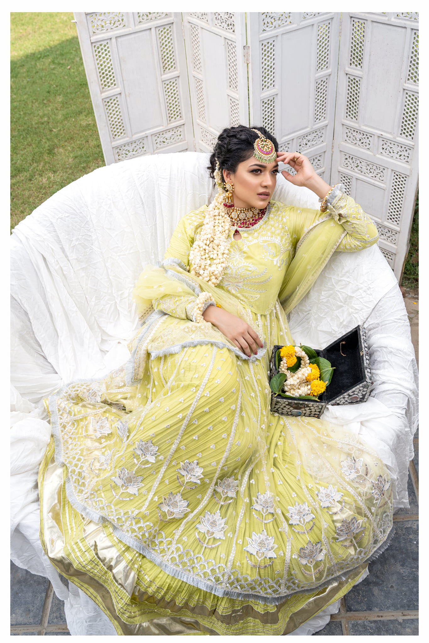 Sanam Jung in Anum Jung Ready to Wear Pakistan