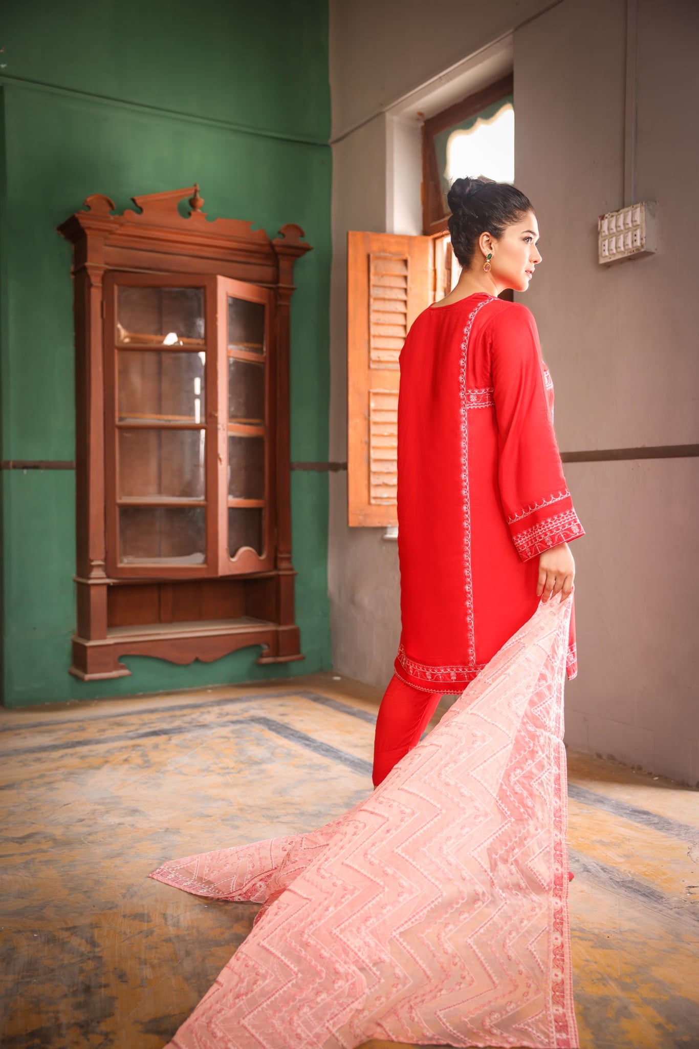 RED COTTON SILK - EMB 206
