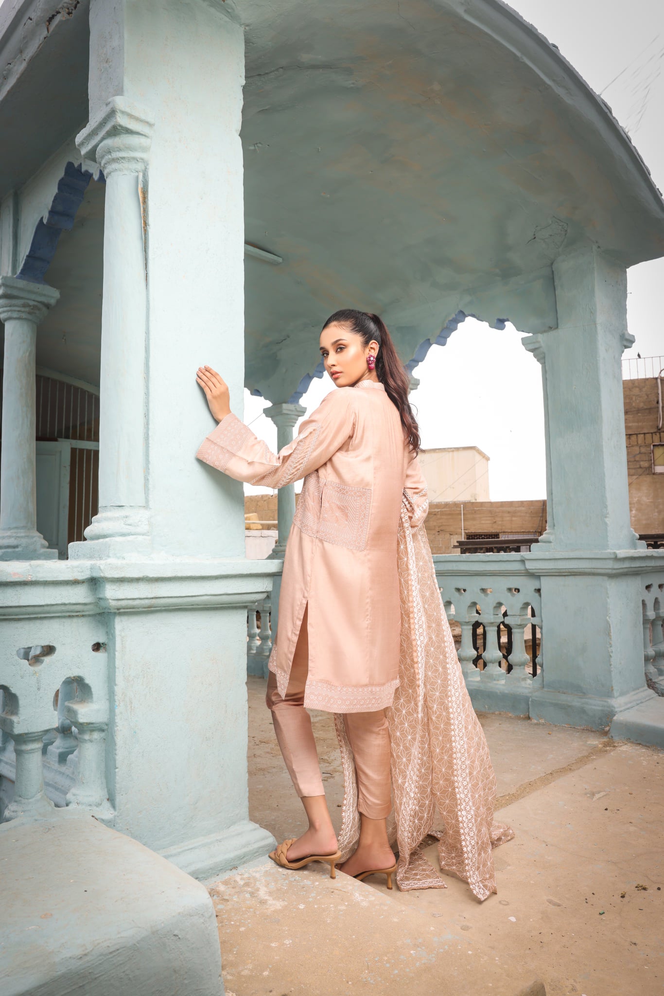 BEIGE COTTON SILK - EMB 204