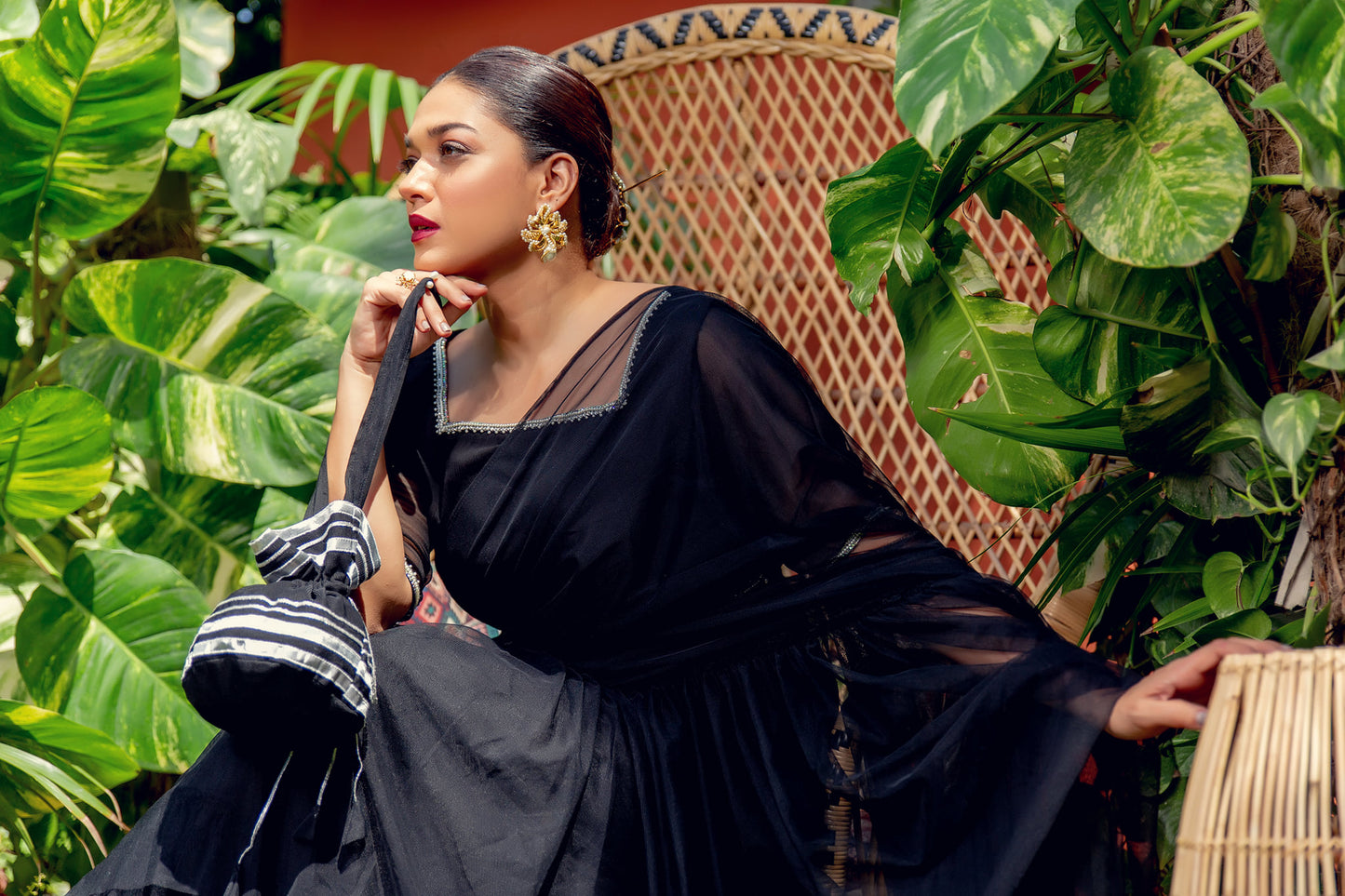 EMB-237 (Saree)