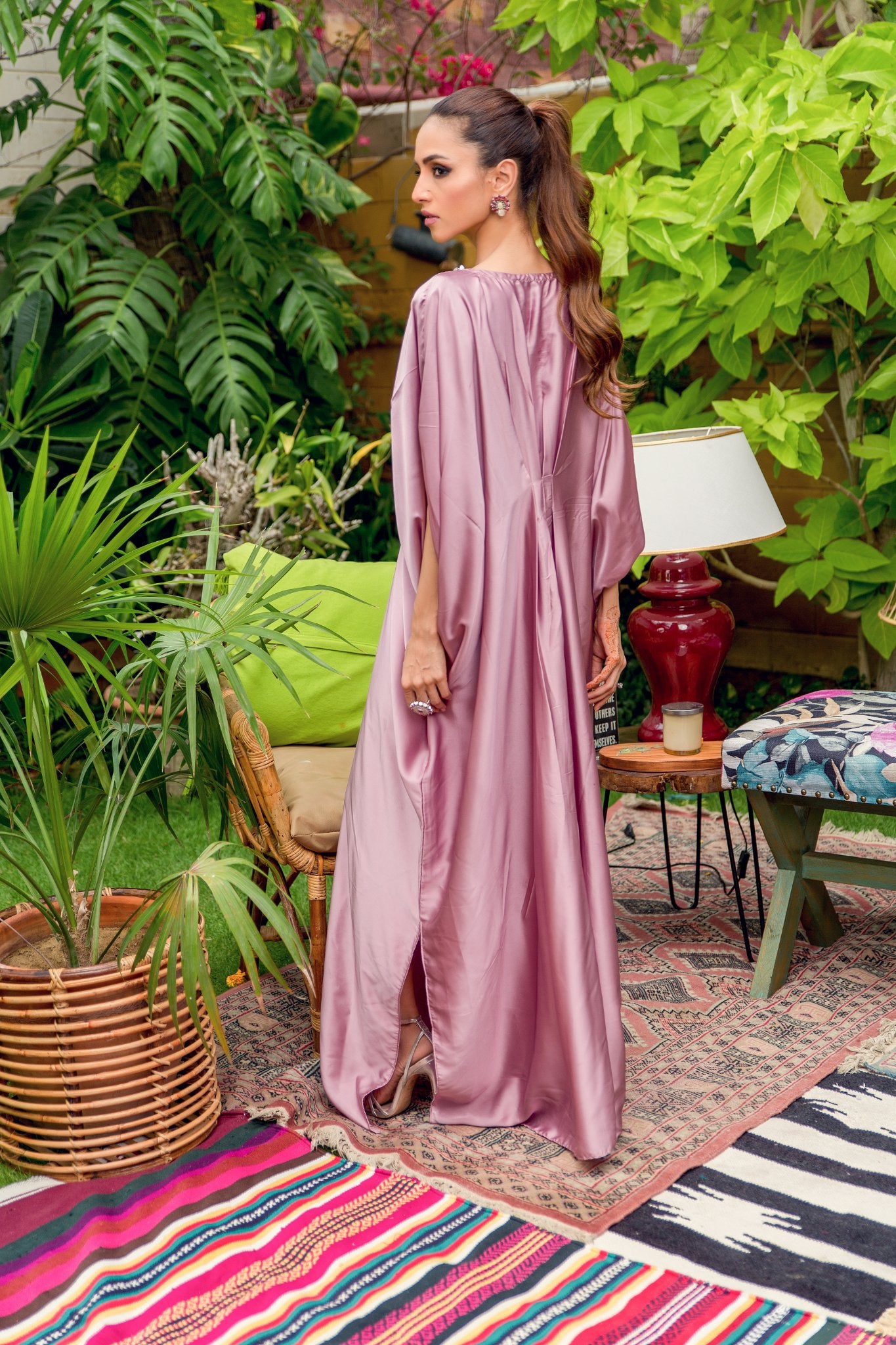 EMB-243 (Kaftan)