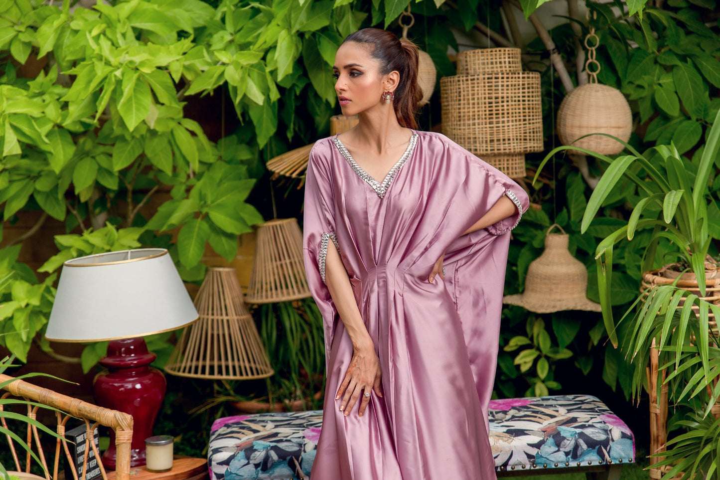 EMB-243 (Kaftan)