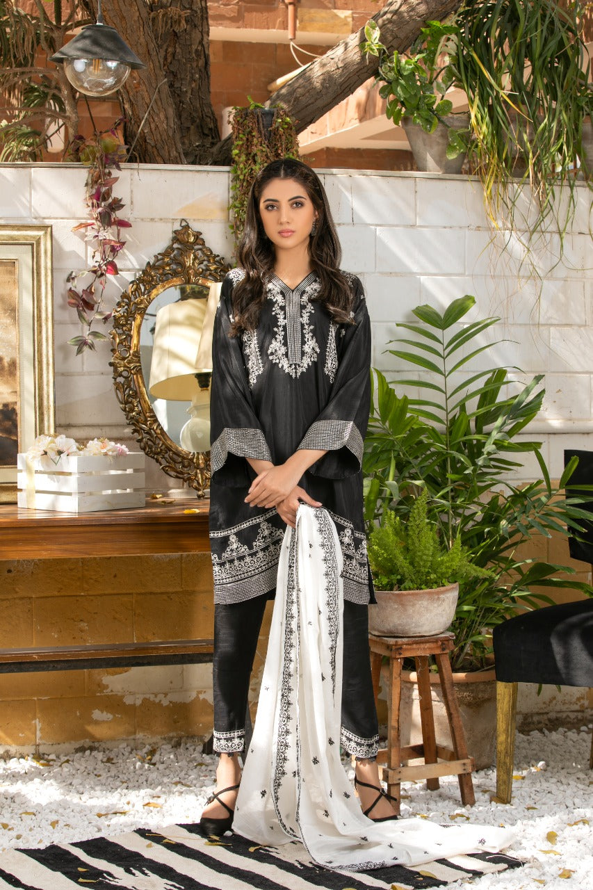 BLACK KURTA - EMB 165