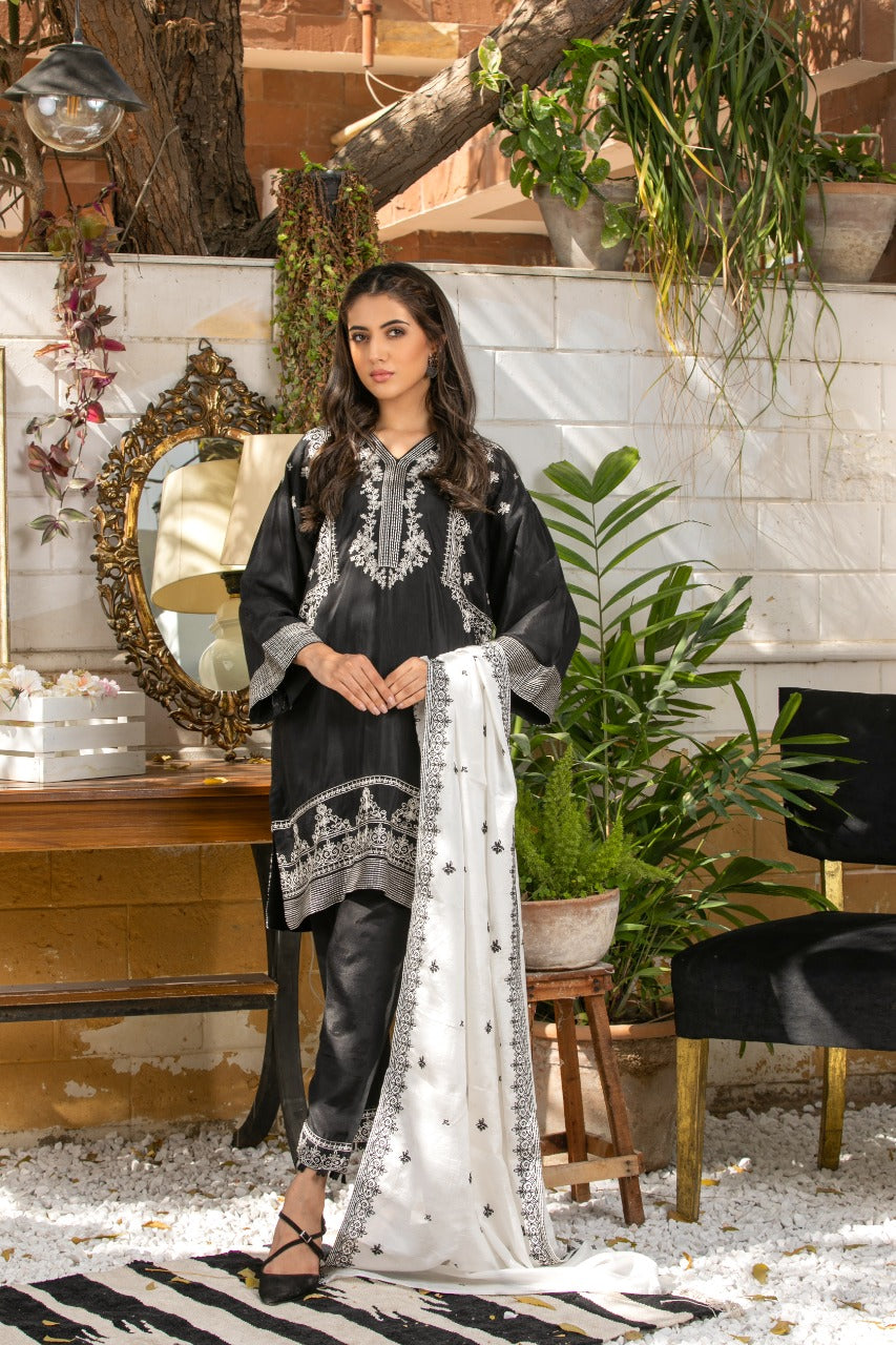 BLACK KURTA - EMB 165